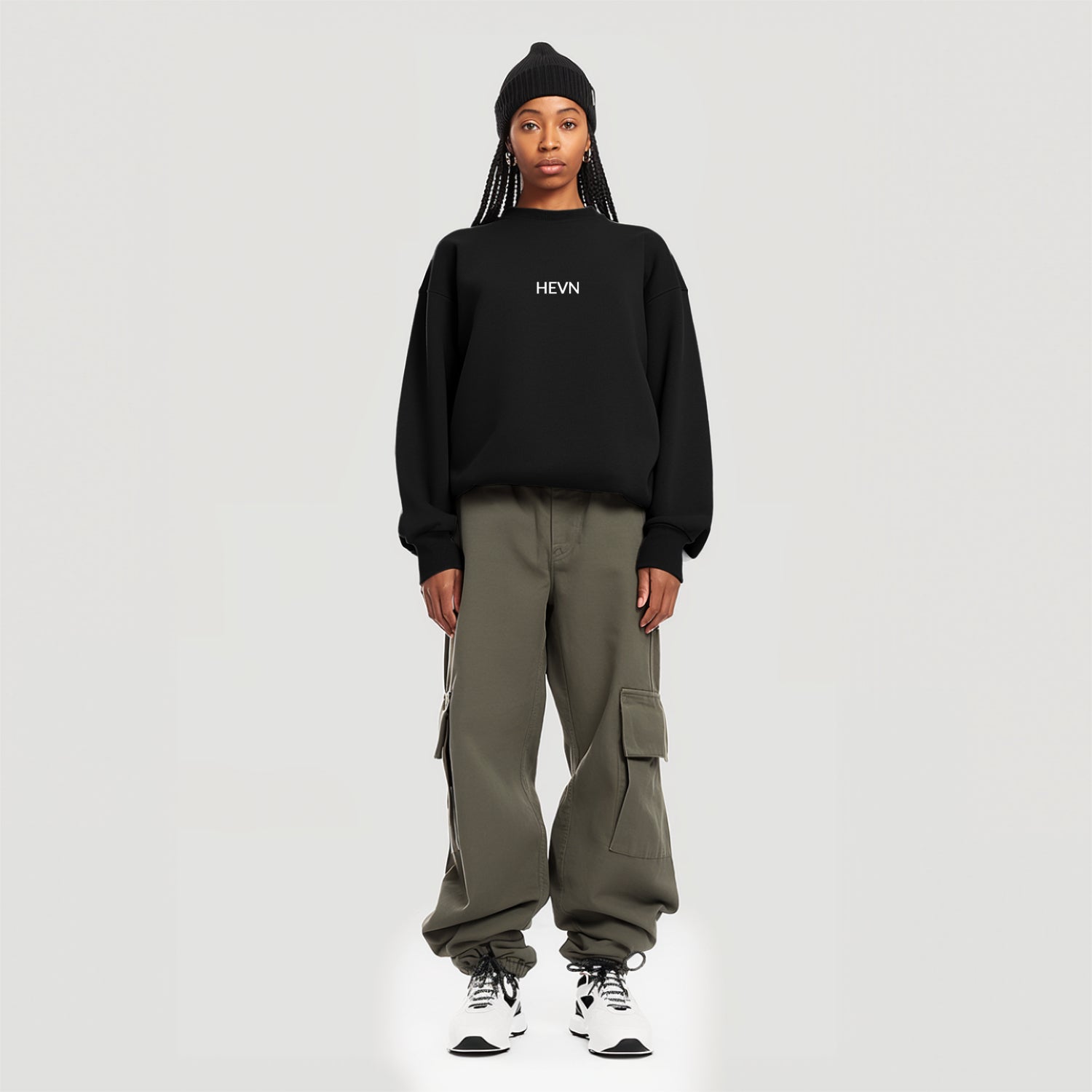 swatshirt black - HEVN