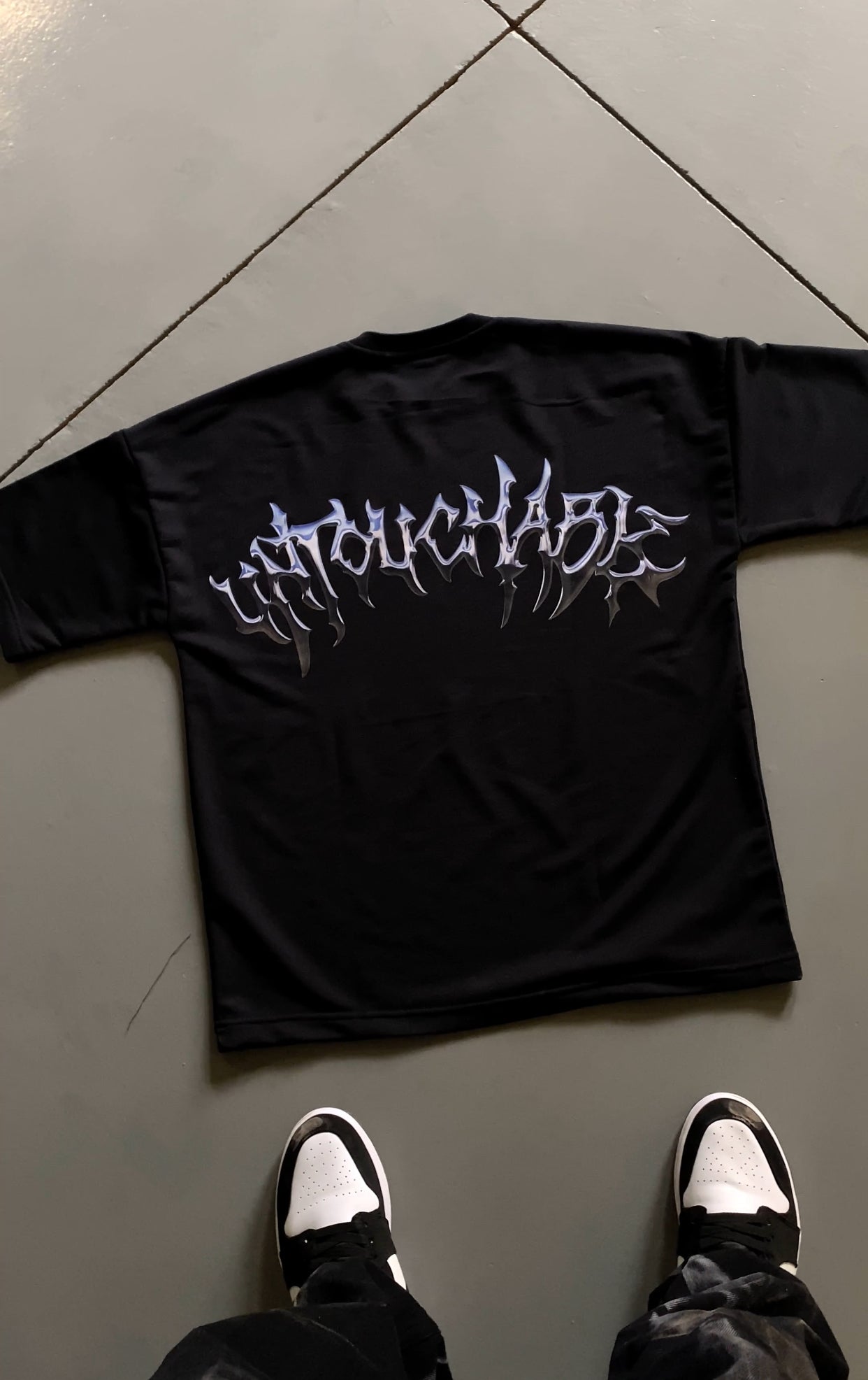 T-shirt oversized UNTOUCHABLE - HEVN