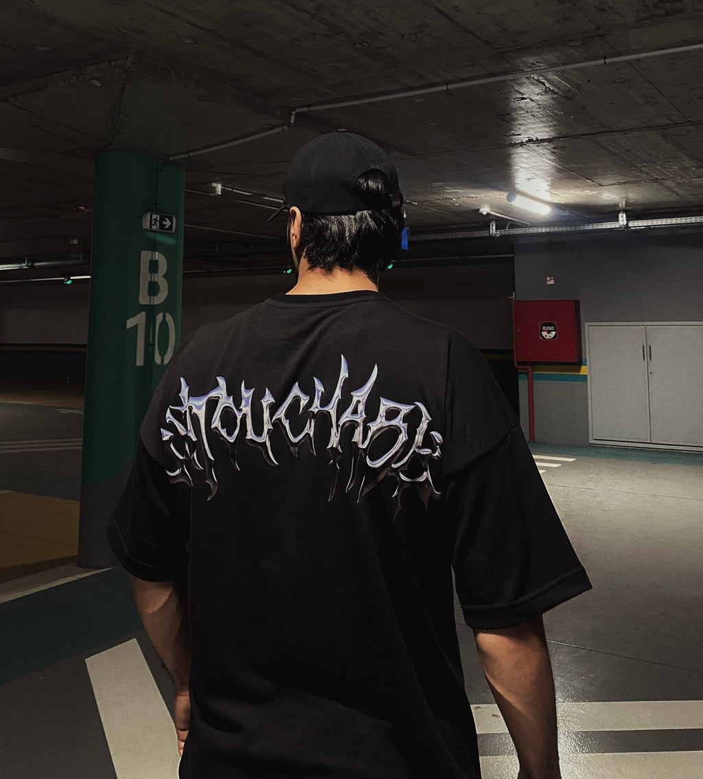 T-shirt oversized UNTOUCHABLE - HEVN