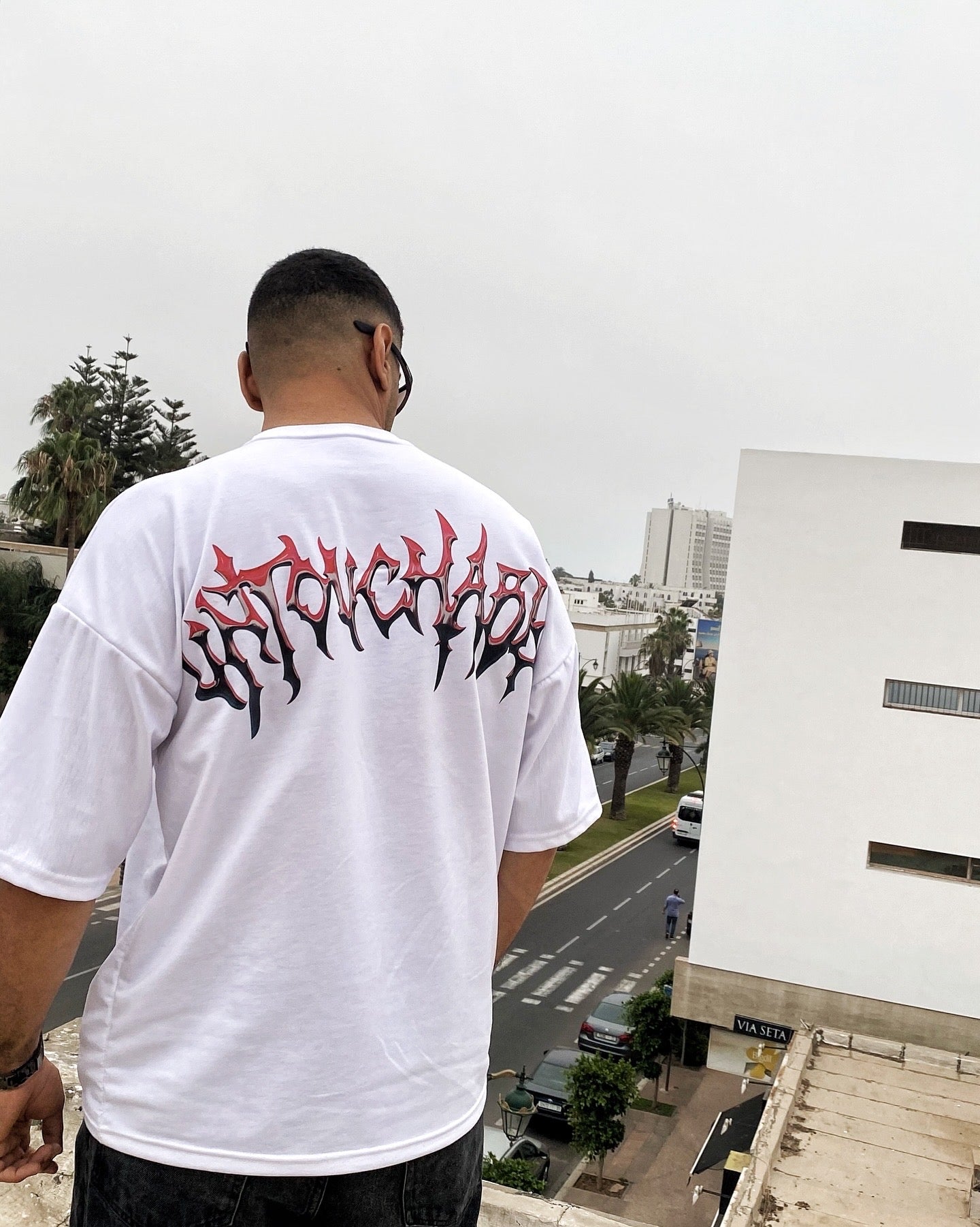 T-shirt oversized UNTOUCHABLE - HEVN